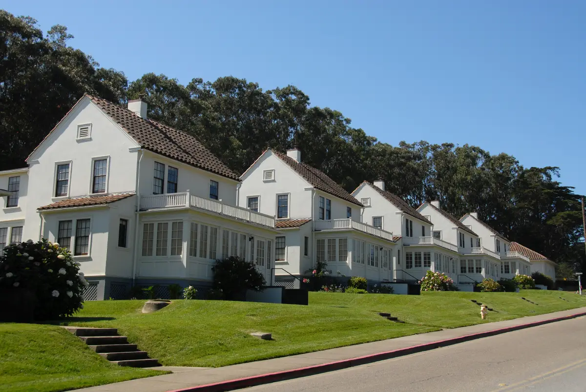Charlotte HOA Enforcement at the Tension Point Between Fairness and Flexibility